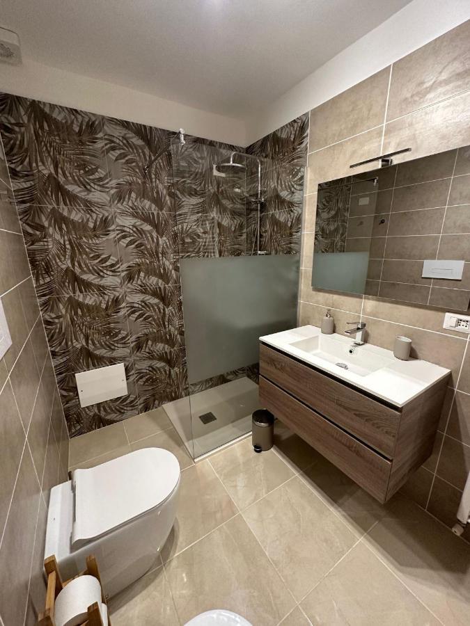 Desenzanino Apartment Twelve Desenzano del Garda Extérieur photo